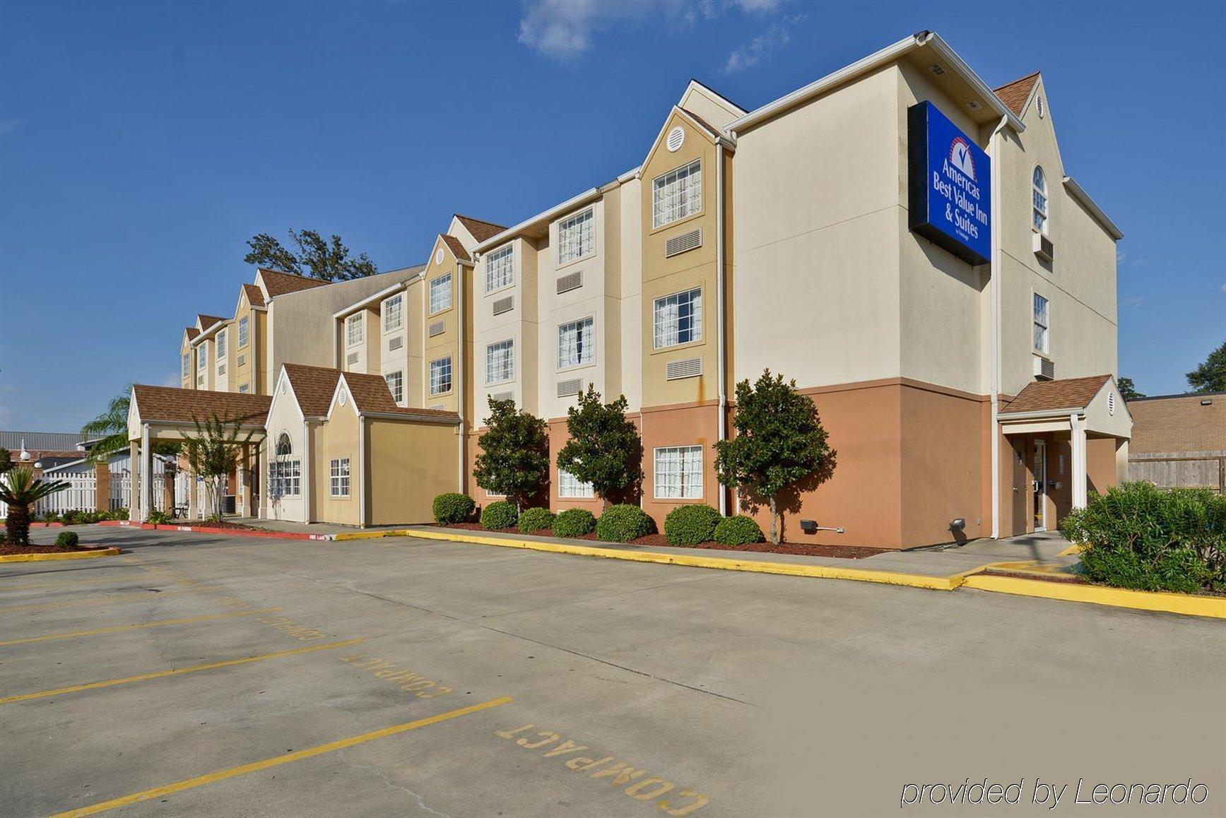 Americas Best Value Inn Lake Charles Interstate 210 Екстериор снимка